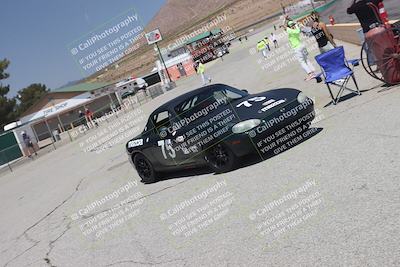 media/May-31-2025-CalClub SCCA (Sat) [[2c1a04e1ee]]/Around the Pits/